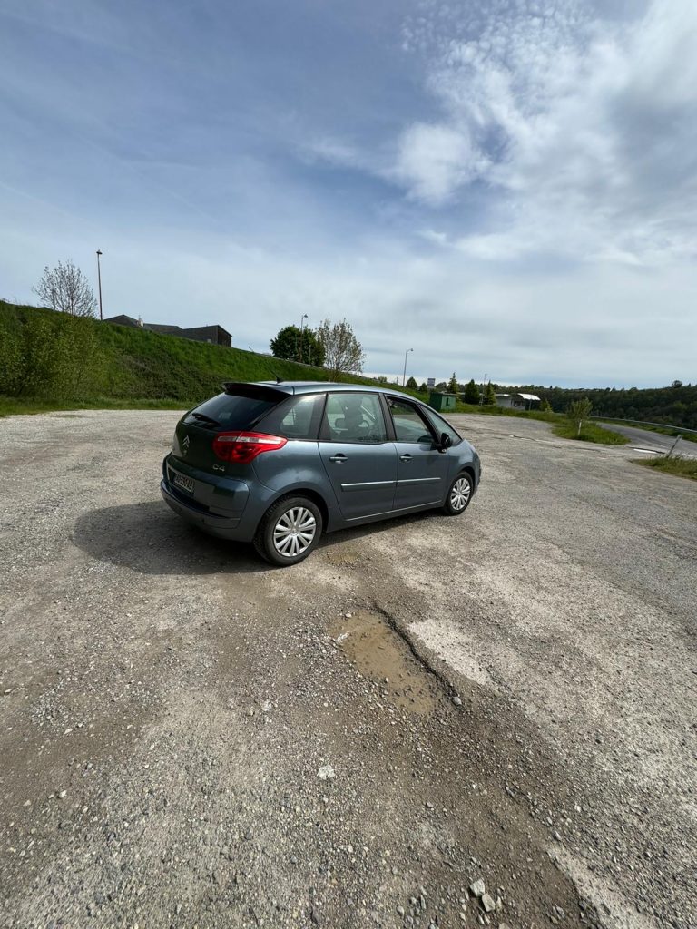 à partir de 310 Euros au mois