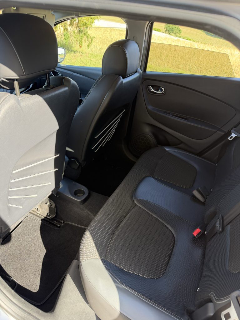 Renault Captur 2017 1.5 DCi - INTENS